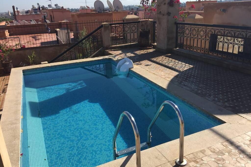 Appartement Tout Confort Avec Possibilite Transport Aeroport Marrakesh Ngoại thất bức ảnh
