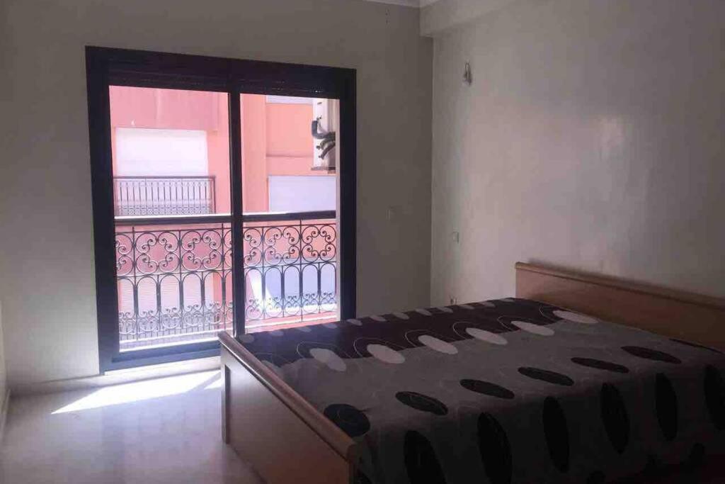 Appartement Tout Confort Avec Possibilite Transport Aeroport Marrakesh Ngoại thất bức ảnh