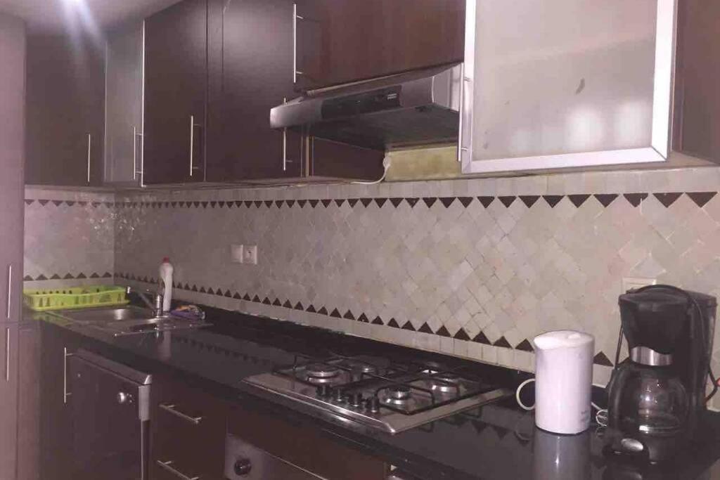 Appartement Tout Confort Avec Possibilite Transport Aeroport Marrakesh Ngoại thất bức ảnh